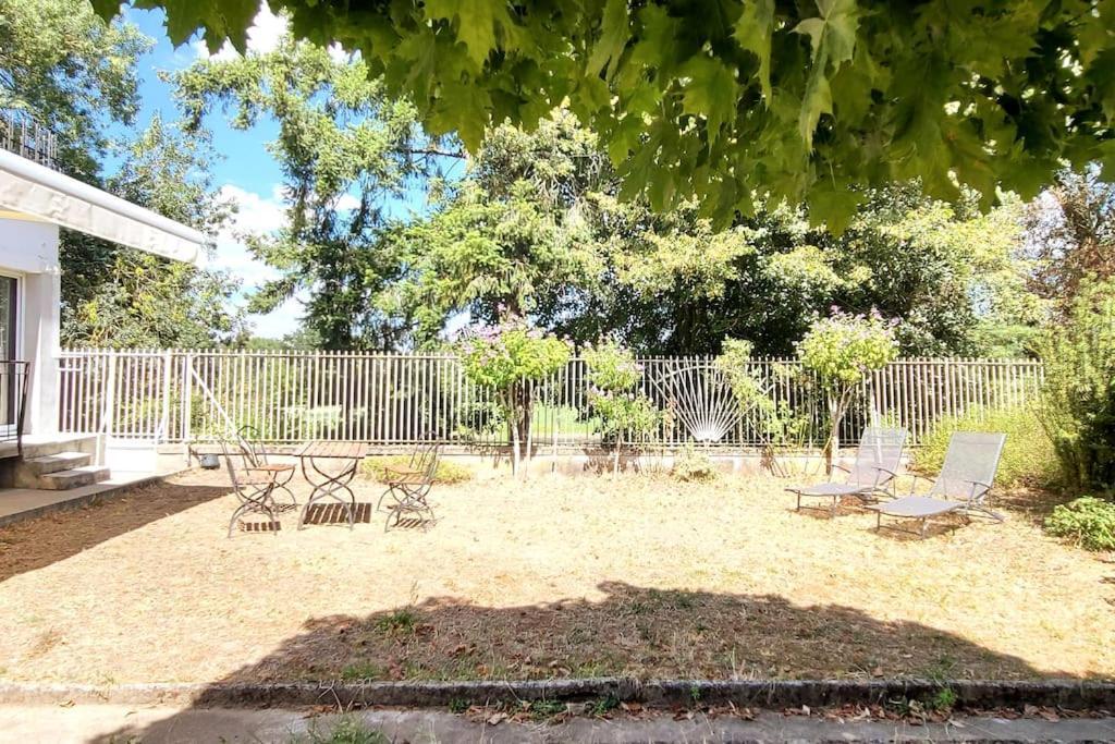 Le Bois Flotte - Maison Au Coeur De La Loire Entre Ville Et Nature Saumur Exterior foto
